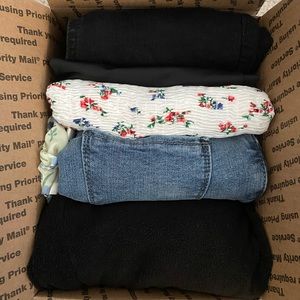 Reseller Mystery box : 8 items teen